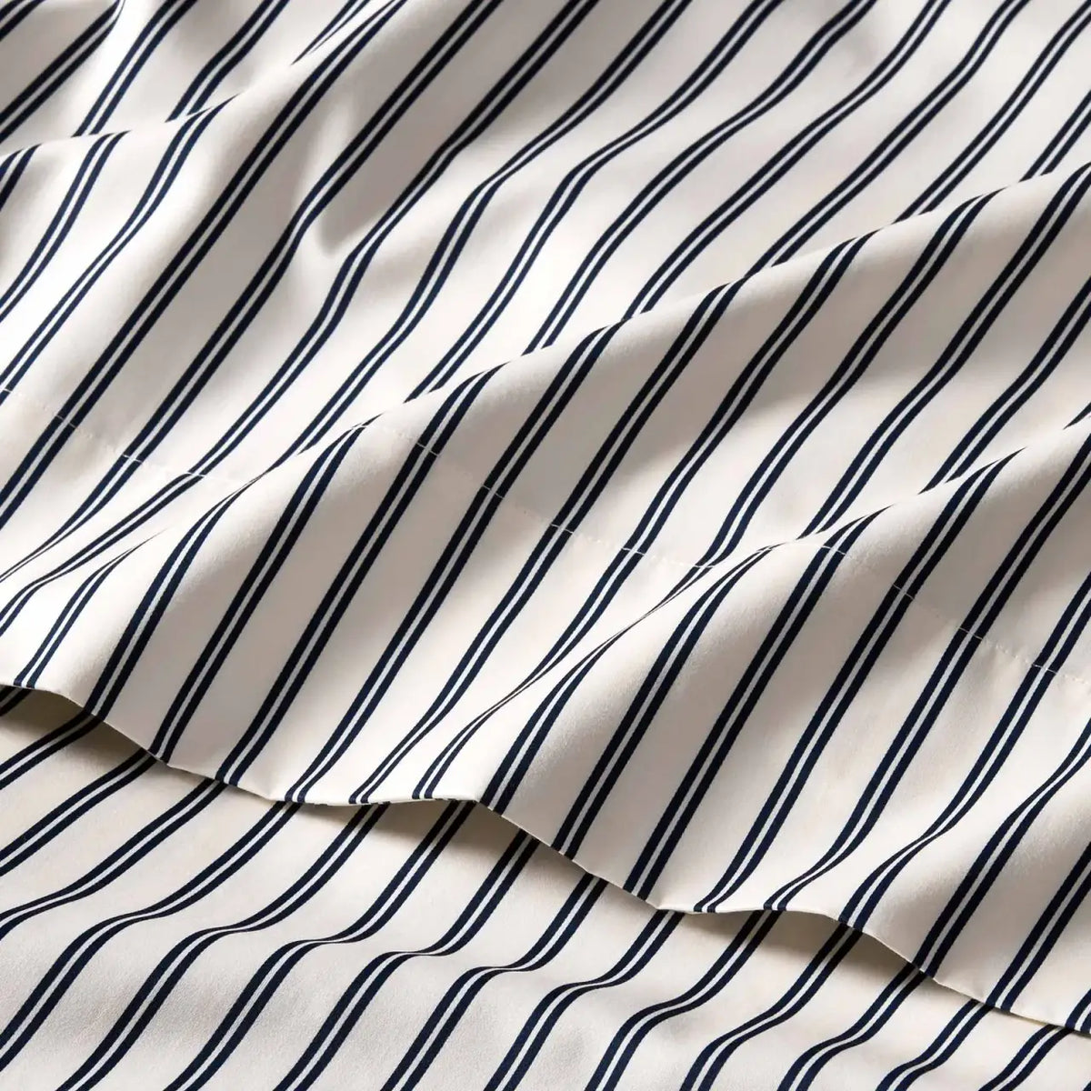 Cotton Sateen Sheet Set in 100% Long-Staple Cotton for Smooth Comfort and Easy Everyday Bed-Making