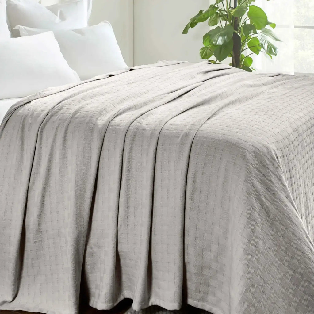 Cotton Thermal Blanket in Soft Basketweave