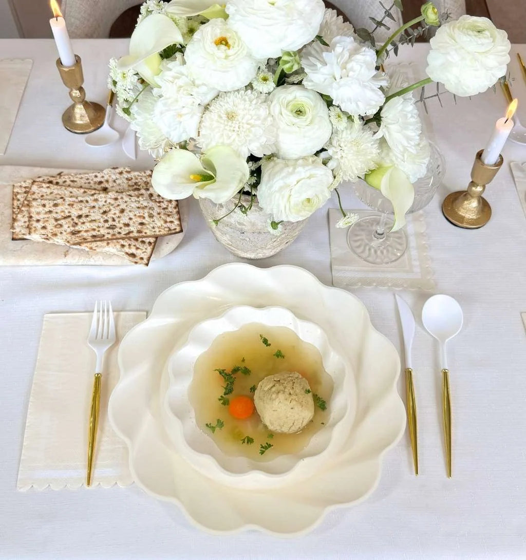 Cream Salad Plates in a Wavy Design, 8-Pack of 7.5-Inch Compostable Plates for Parties and Showers
