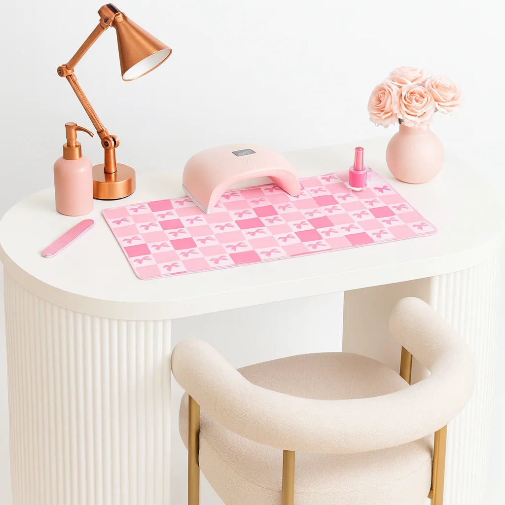 Desk Pad Mat 80 x 40 cm PVC Work Surface Protector with Color for Desks and Tables · 80 x 40 cm work surface — Aroba Girl