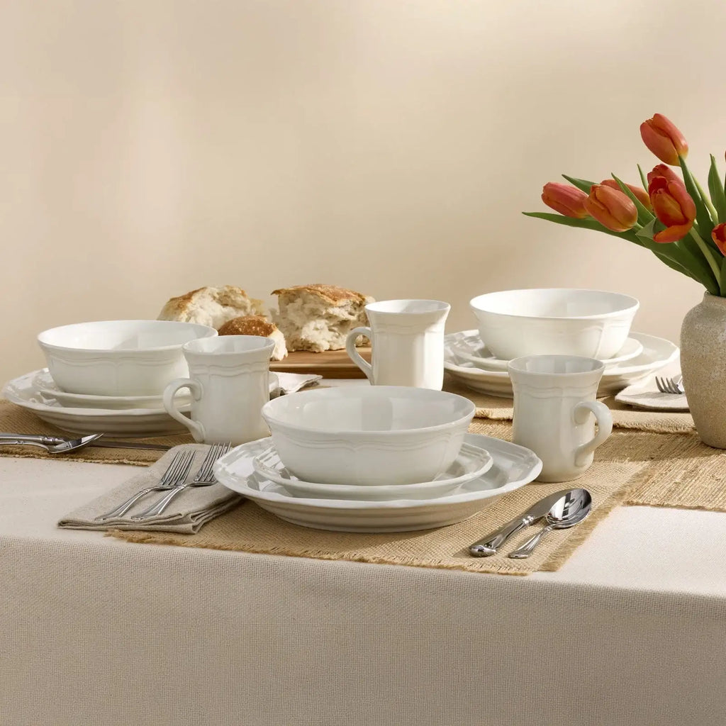 Dinner Plates Set of 4 in Rich Cream Stoneware