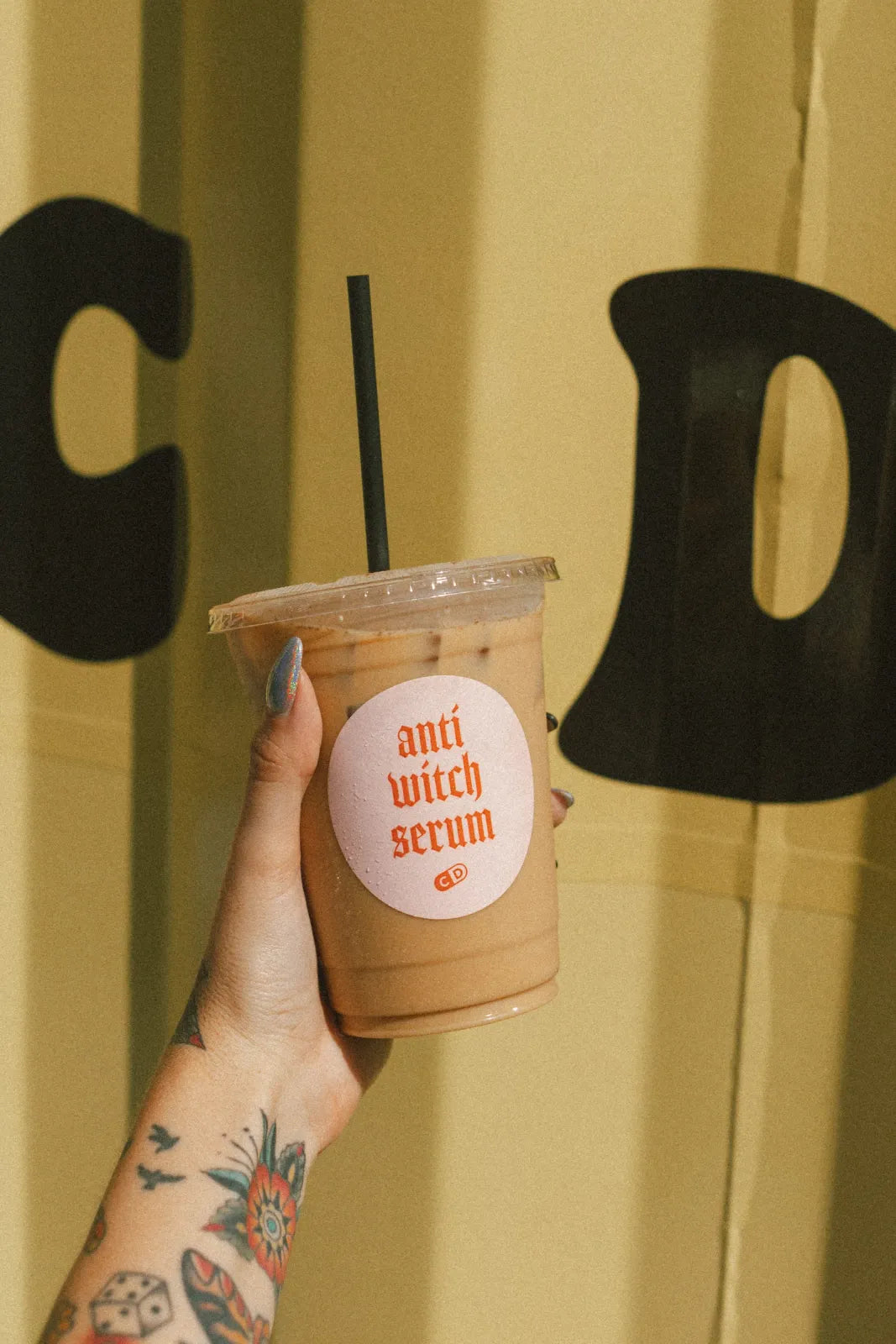 Disposable Cups with Lids, 12-Piece Party Pack, Printed Conversation Designs for Iced Coffee and Cold Drin — Anti Witch Serum
