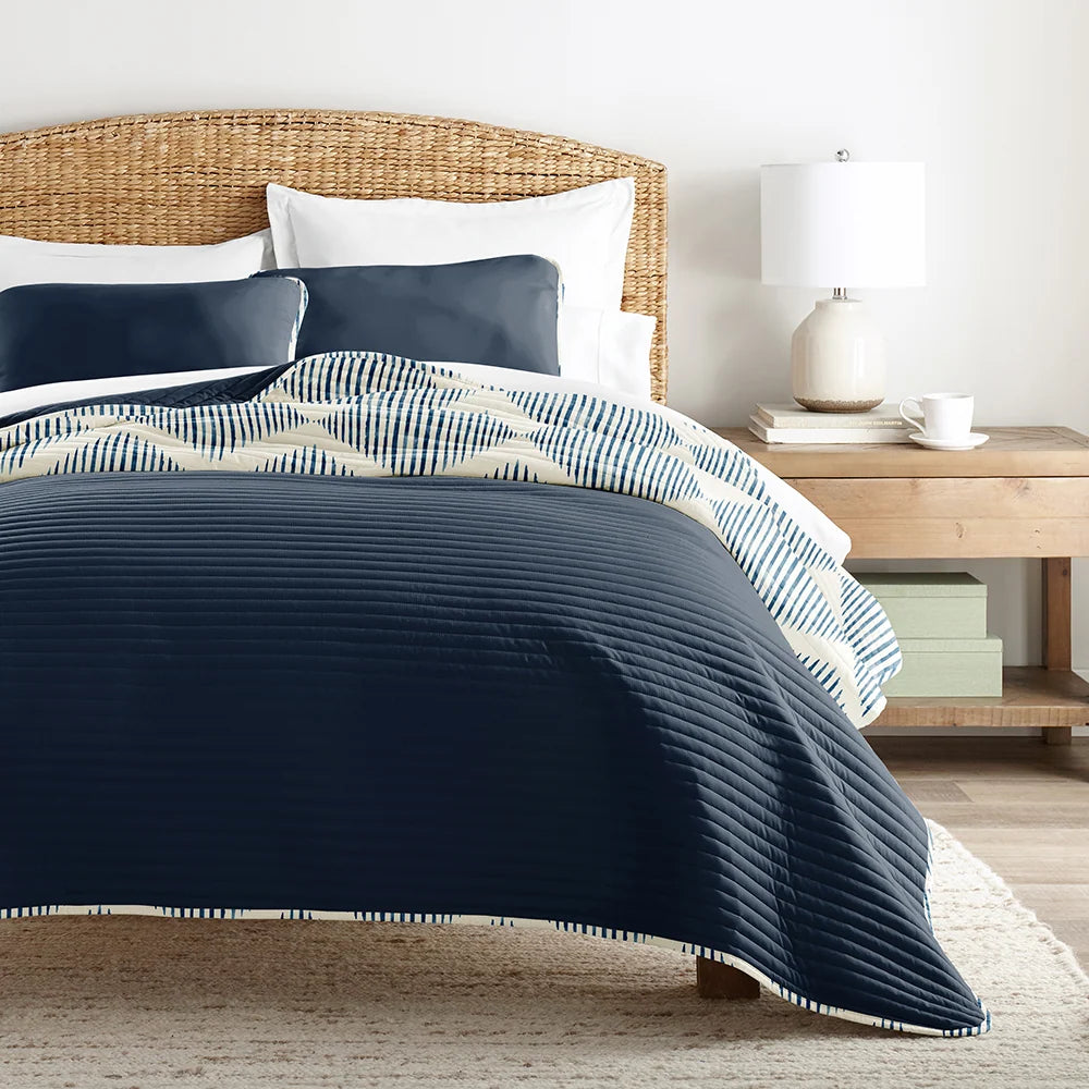 Distressed Diamond Reversible Quilted Coverlet Set in Navy
