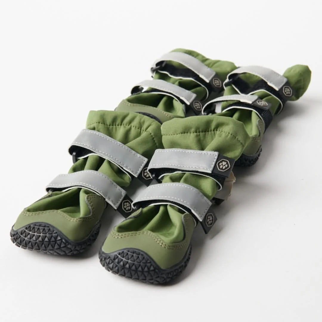 Dog Boots with Water-Resistant Exterior, Reflective Straps and Secure Velcro Fit for Snow, Salt and Rough Ground