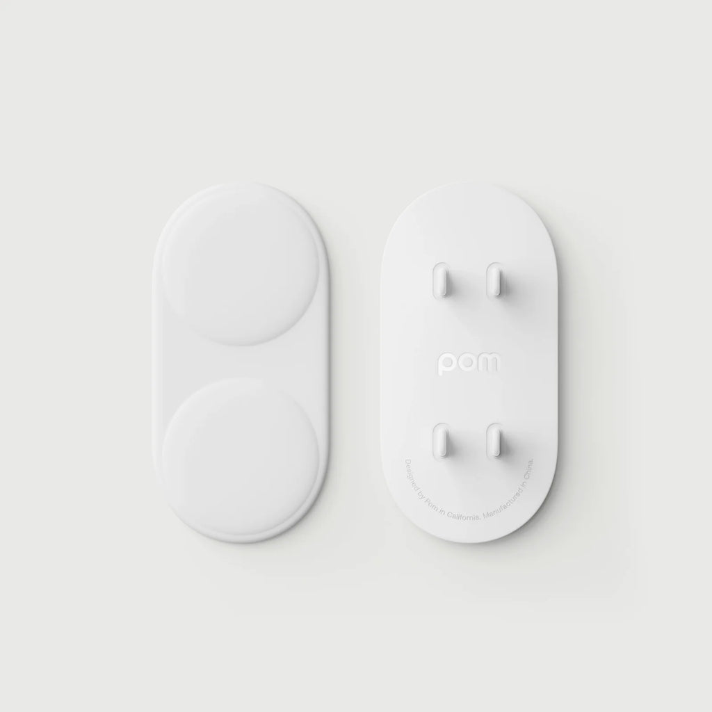 Double Outlet Cover in Soft Silicone That Bends Aside
