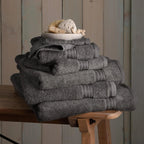 Egyptian Cotton Bath Towel Set in Plush 700GSM, Seven Pieces Including a Large Bath Sheet for Home Spa Comfort