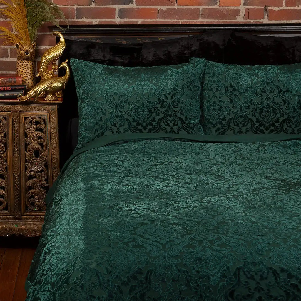 Emerald Damask Velvet Duvet Cover Set with Flocked Pattern, Cotton Backing and Matching Pillowcas — Full/Queen / King/CalKing