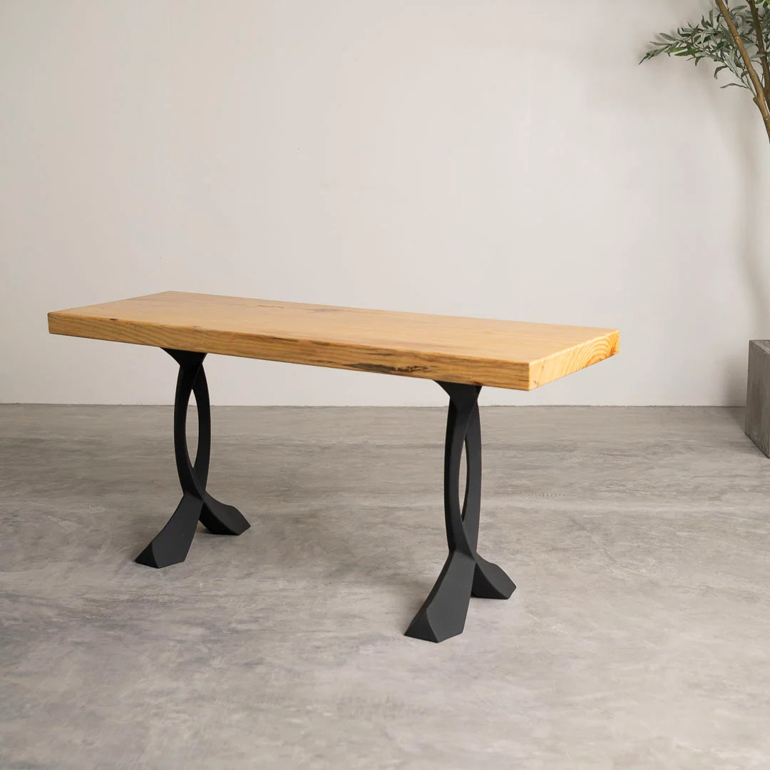 End Table Legs in Matte Black Steel, 20-Inch Curva Pair for a Mid-Century Modern Furniture Project