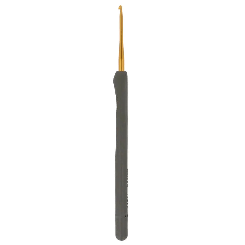 Ergonomic Crochet Hook with Soft Grip Handle and Smooth Aluminum Tip in 14 Sizes from 2.00 to 6.50 mm