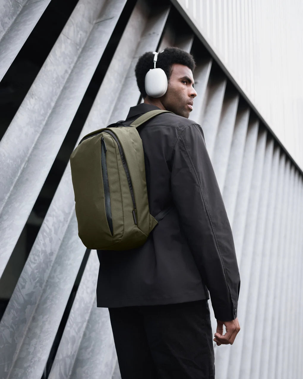 Everyday Backpack with 12L Capacity and Two Zippered Main Compartments for School and Town Errands