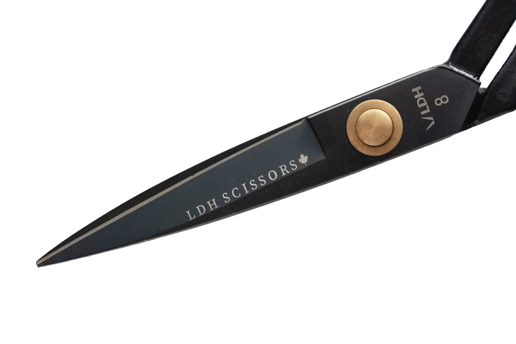 Fabric Shears in Manganese-Enhanced Forged Carbon Steel