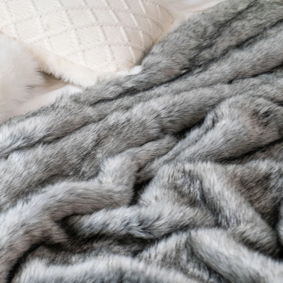 Faux Fur Blanket in Grey