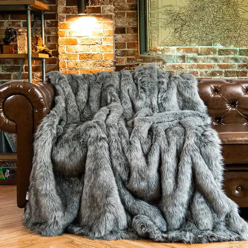 Faux Fur Blanket in Grey