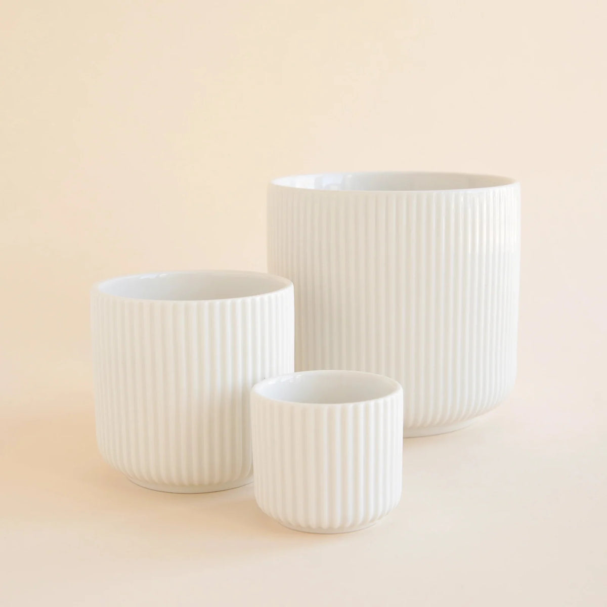 Fluted U-Shaped Planter in White with Drainage Hole, Waterproof Plug and Three Size · planters