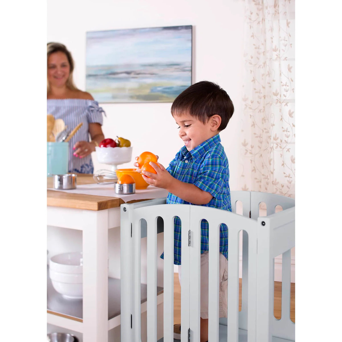 Folding Toddler Kitchen Tower with an Adjustable Platform for Counter Height Activities and Flat Storage