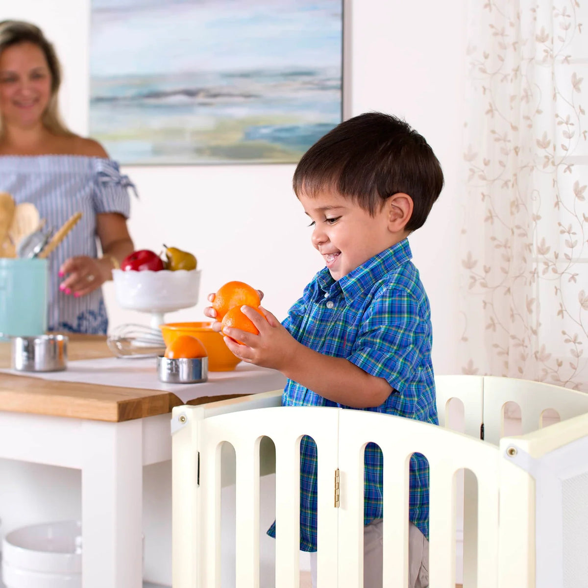Folding Toddler Kitchen Tower with an Adjustable Platform for Counter Height Activities and Flat Storage