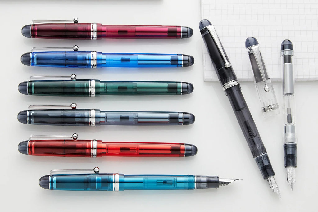 Fountain Pen in Transparent Burgundy
