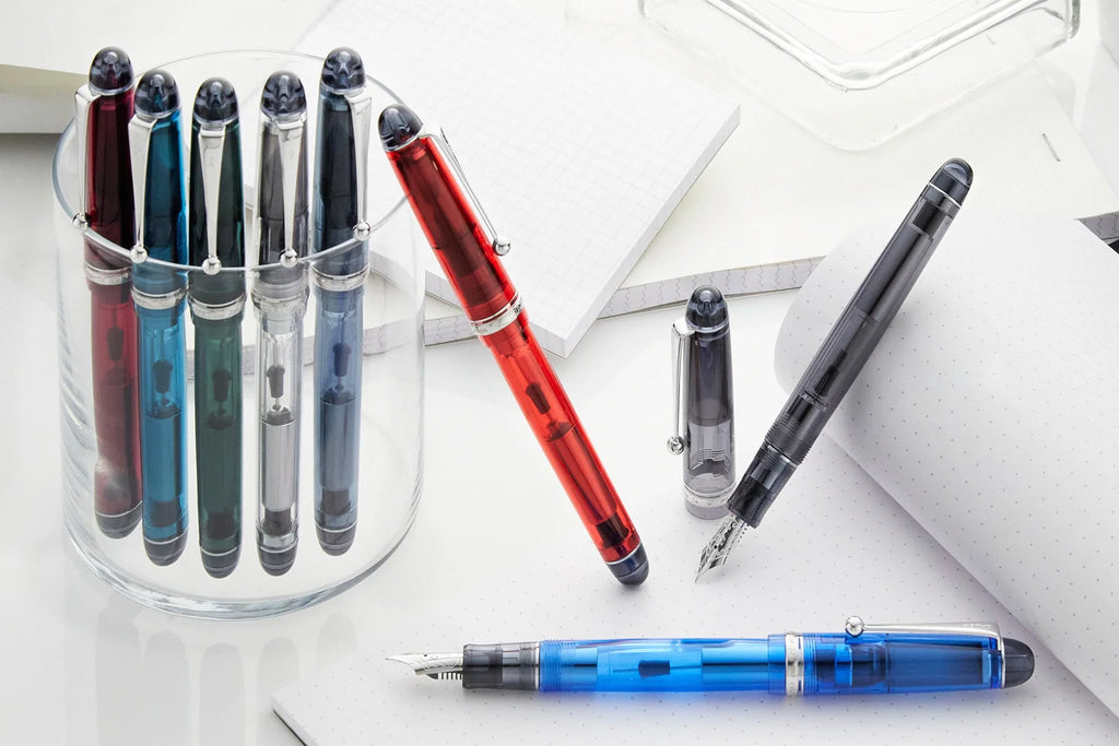 Fountain Pen in Transparent Burgundy