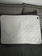 Grounding Mat for Bed and Desk, 50 x 70 cm Quilted Earthing Pad with Earthing Plug and 4.5 m Cord