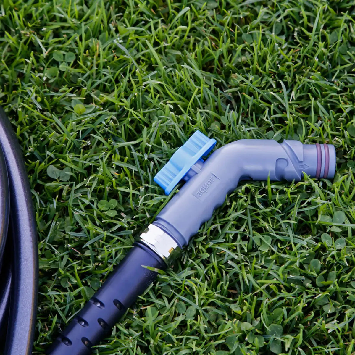 Hose Connector with Integrated Ball Valve and Angled Handle for Garden Hose Water Control · Integrated ball valve for flow