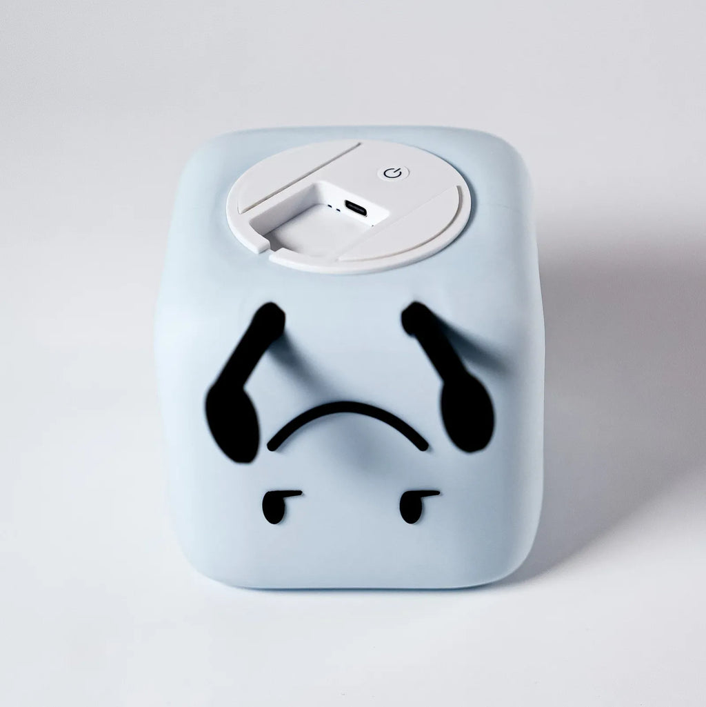 Ice Cube Character Lamp