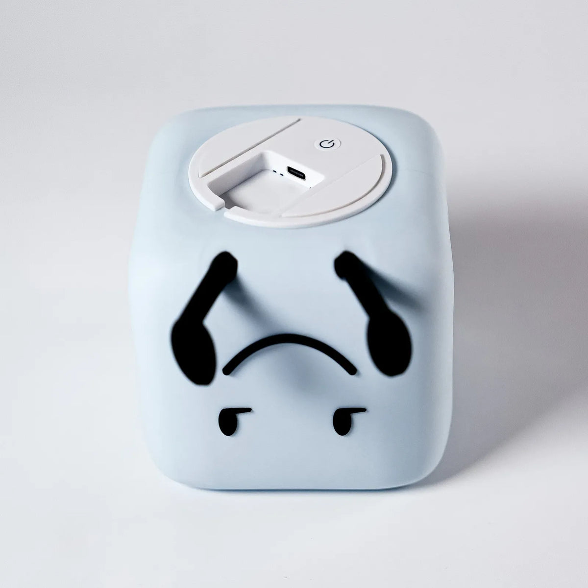 Ice Cube Character Lamp