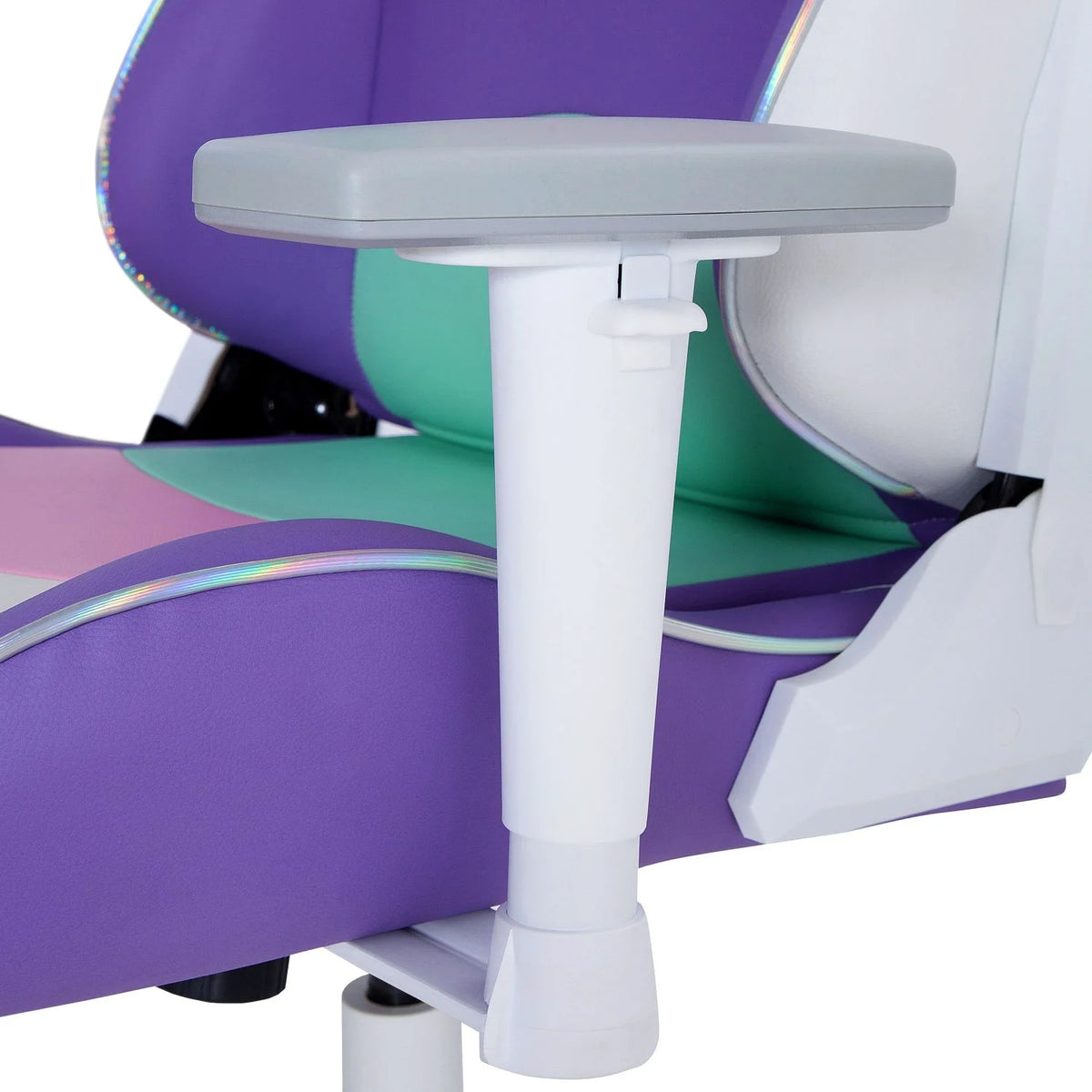 Kawaii Gaming Chair in Pastel Iridescent Tones