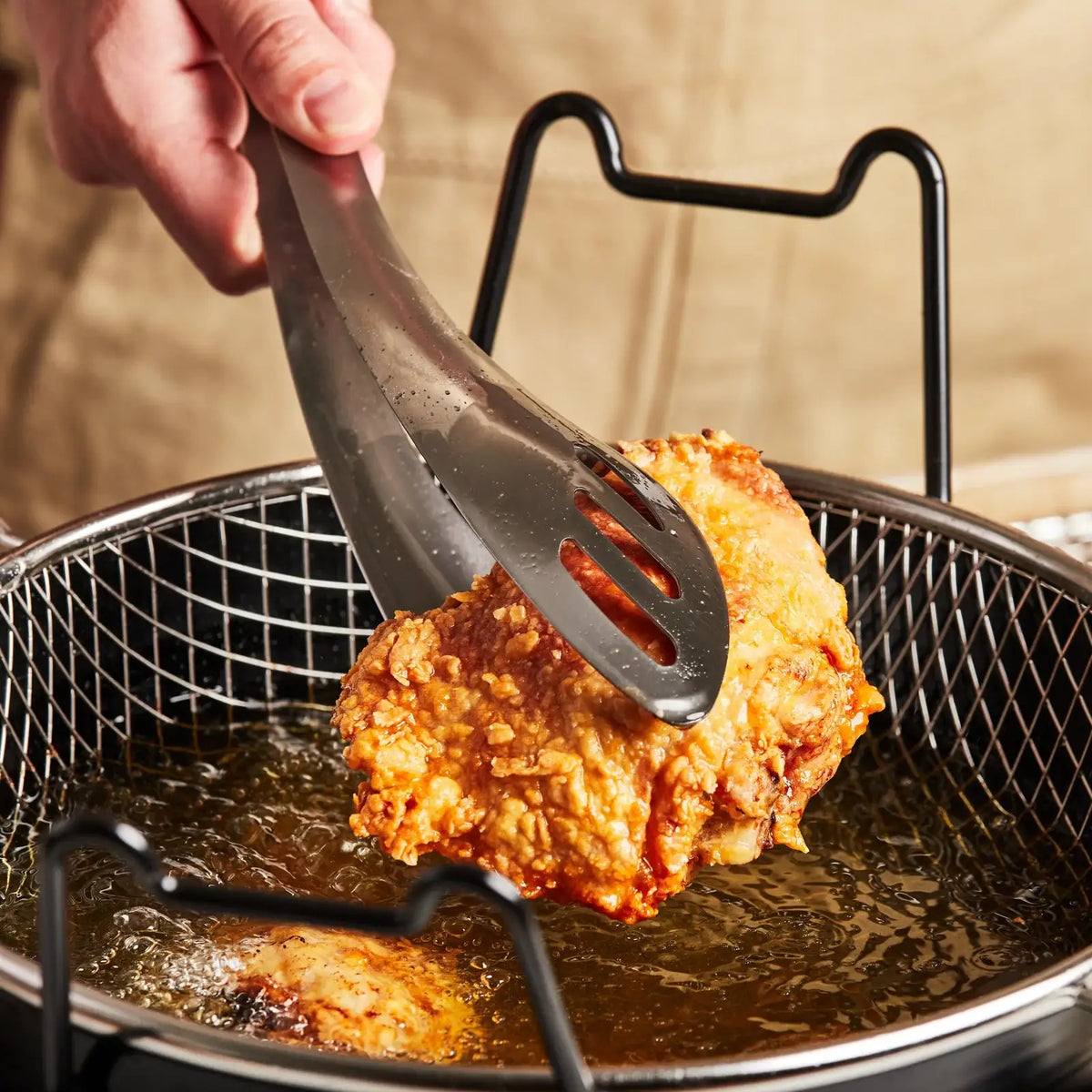 Kitchen Tongs in Stainless Steel