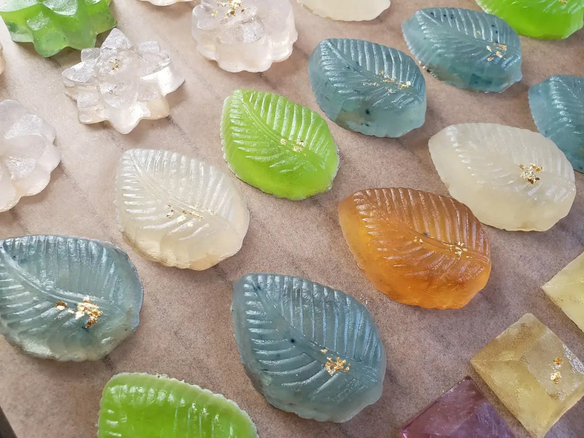 Kohakutou Crystal Candy Box with Handcrafted Bite Size Sweets, Crunchy Shells and Soft Jelly Centers