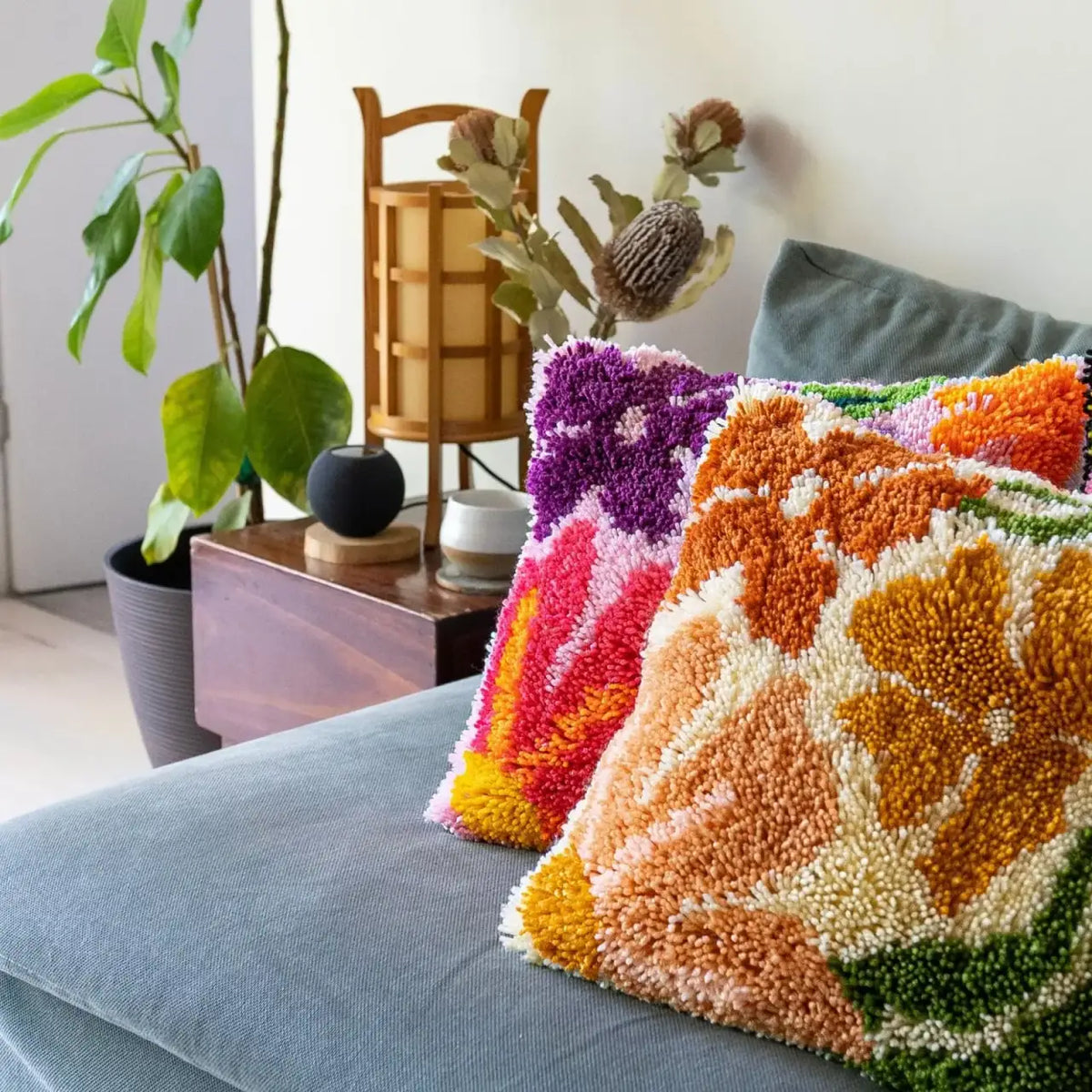 Latch Hook Cushion Kit with Earthy Floral Design, Pre-Sewn Suede-Style Backing and 43cm x 43cm Cushion Front