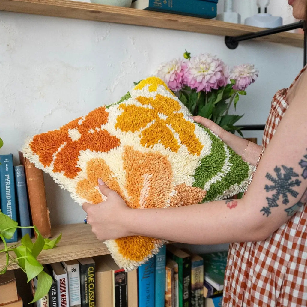 Latch Hook Cushion Kit with Earthy Floral Design, Pre-Sewn Suede-Style Backing and 43cm x 43cm Cushion Front