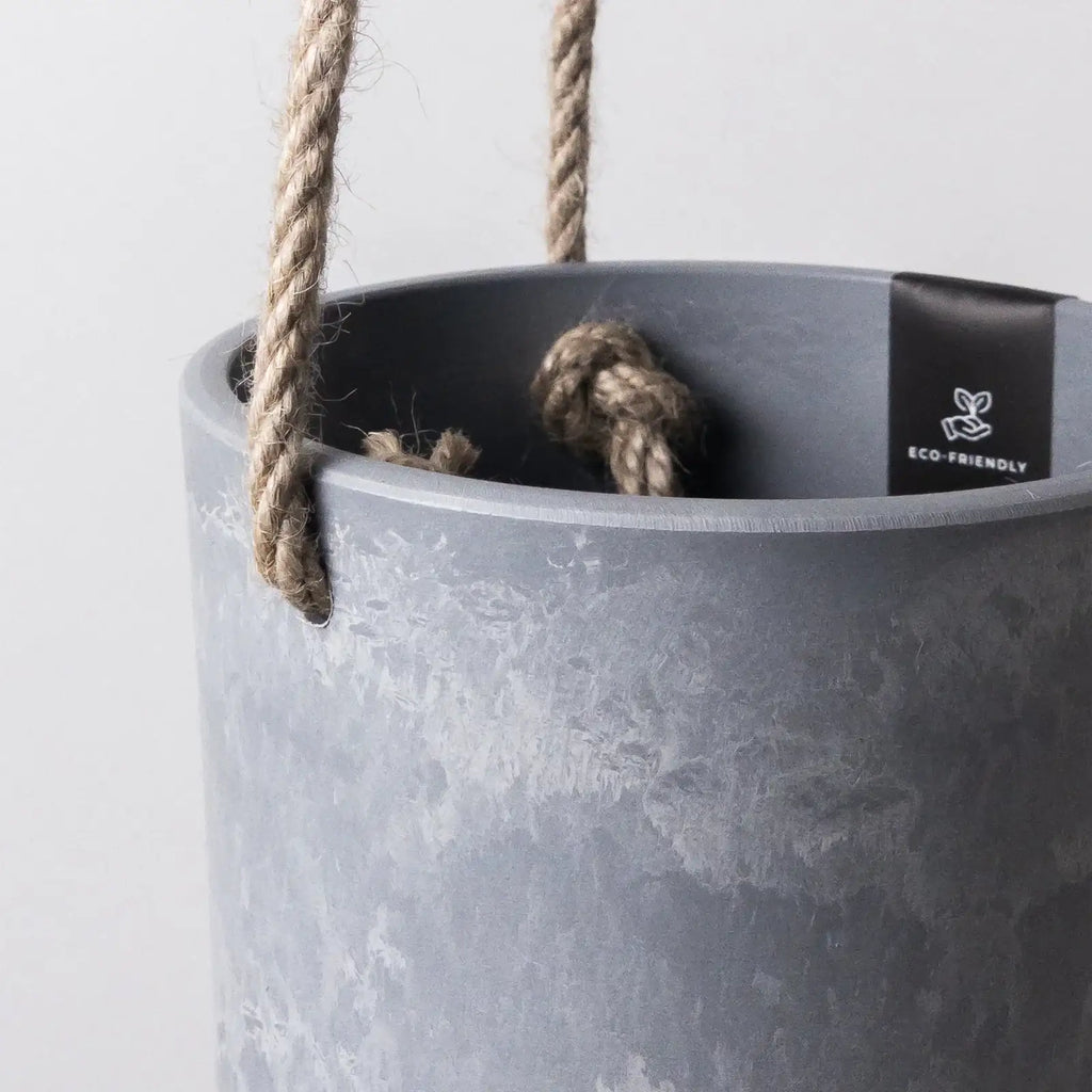 Lightweight Hanging Planter