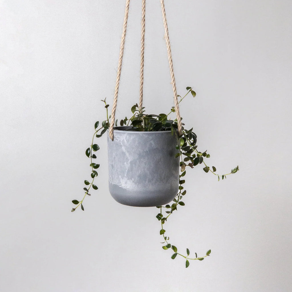 Lightweight Hanging Planter