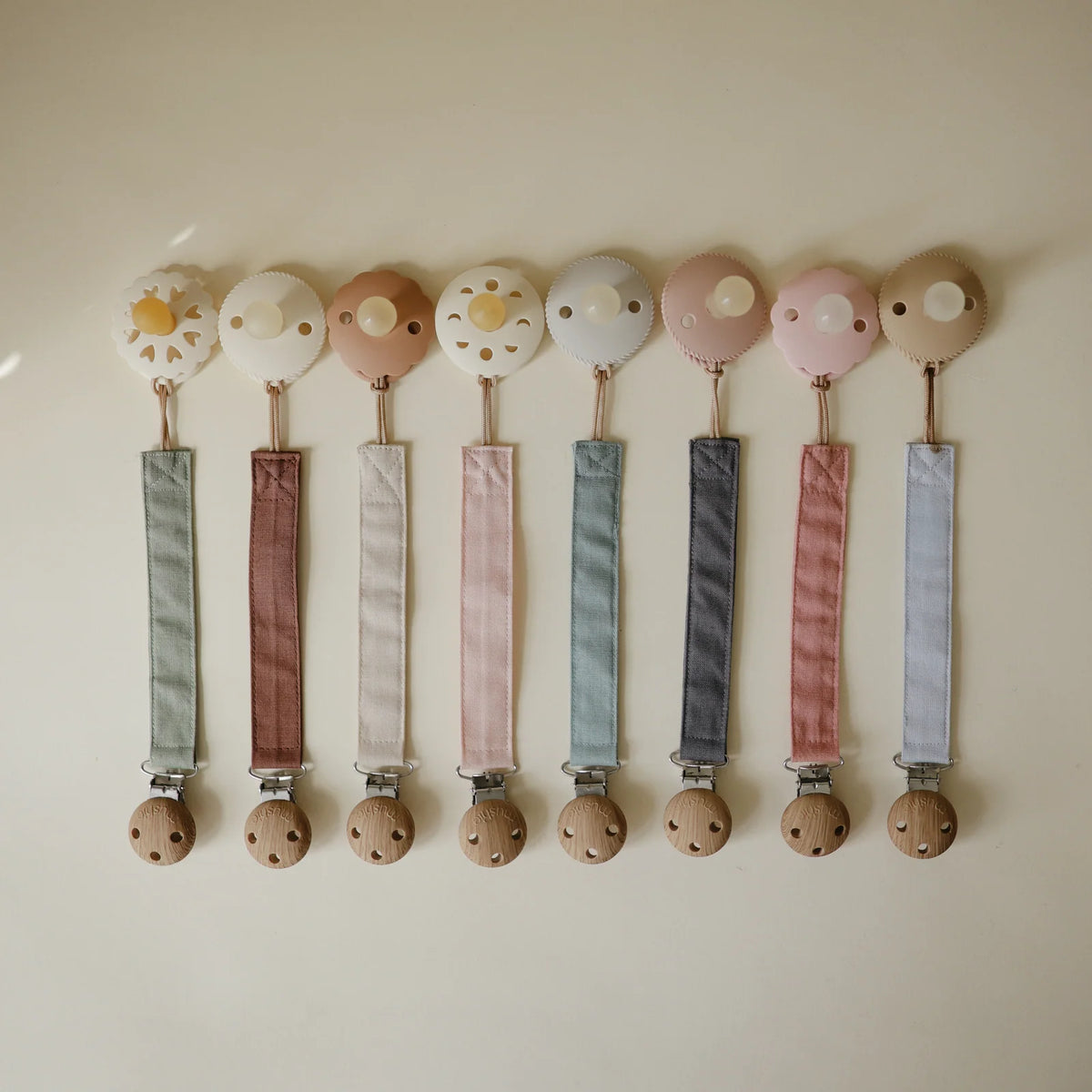 Linen Pacifier Clips in a 2-Pack for Everyday Outings, Featuring Soft Fabric and a Loop Attachment