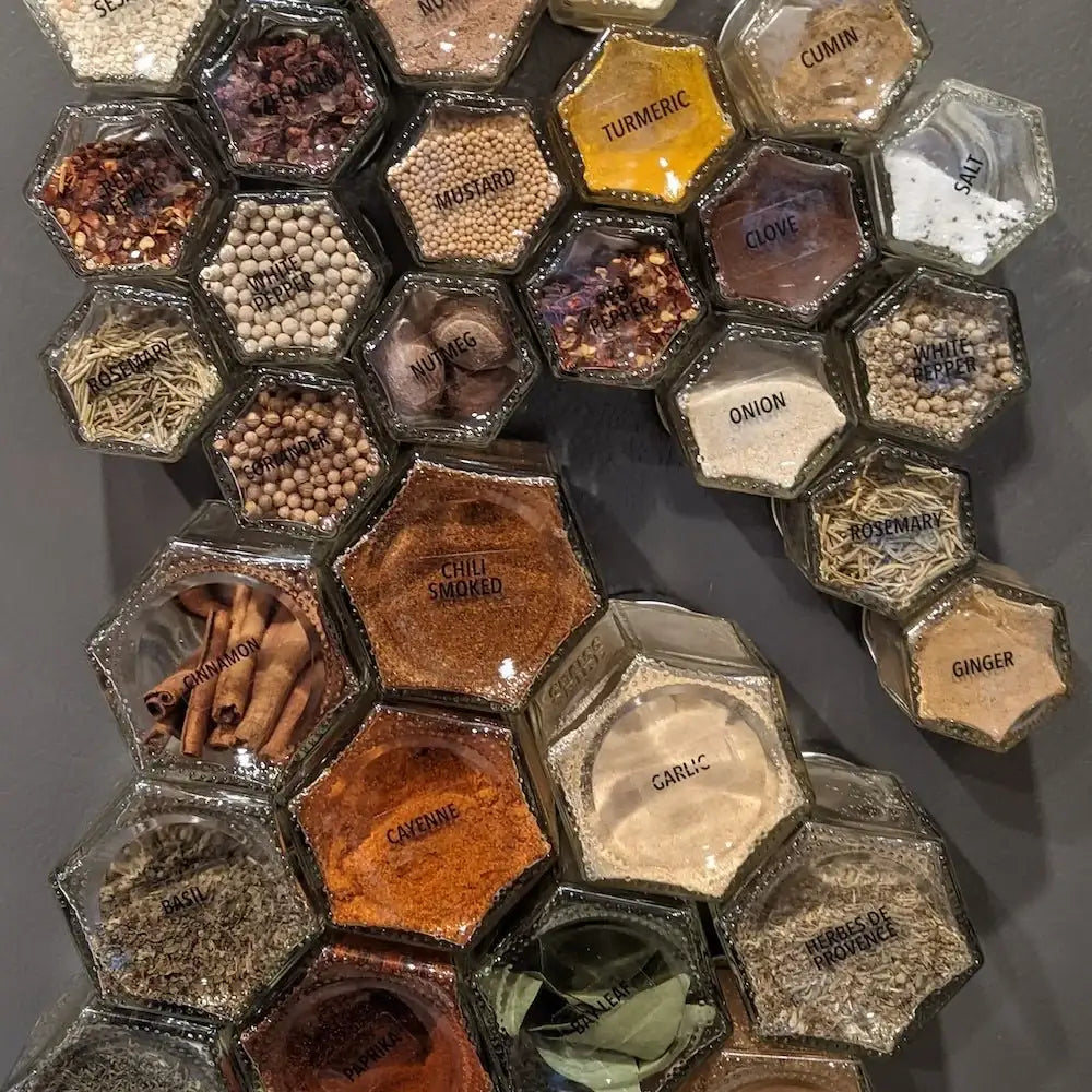 Magnetic Spice Jar Set with Hexagon Glass Containers, Small and Large Sizes, Optional Wall Plate for Kitchen Storage