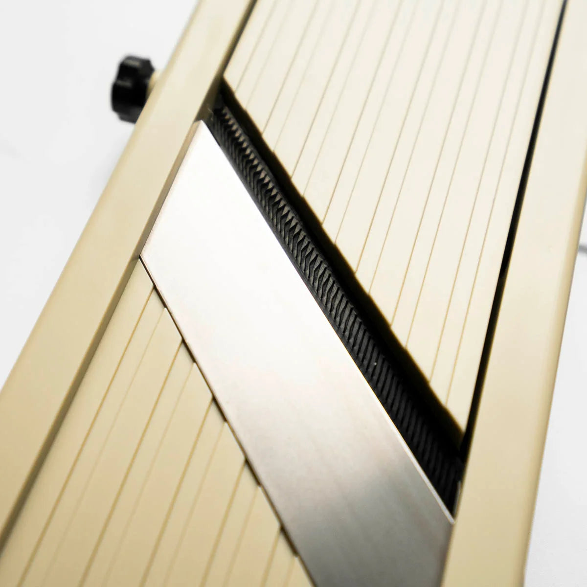 Mandoline Slicer for Kitchen Prep with 65mm Cutting Width, Julienne Function and Safety Guard