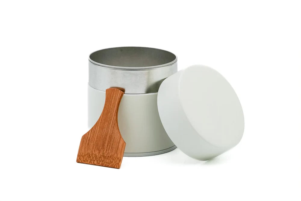 Matcha Sifter Canister for Sifting and Storing Tea Powder, Featuring an Inner Screen and Bamboo Paddle
