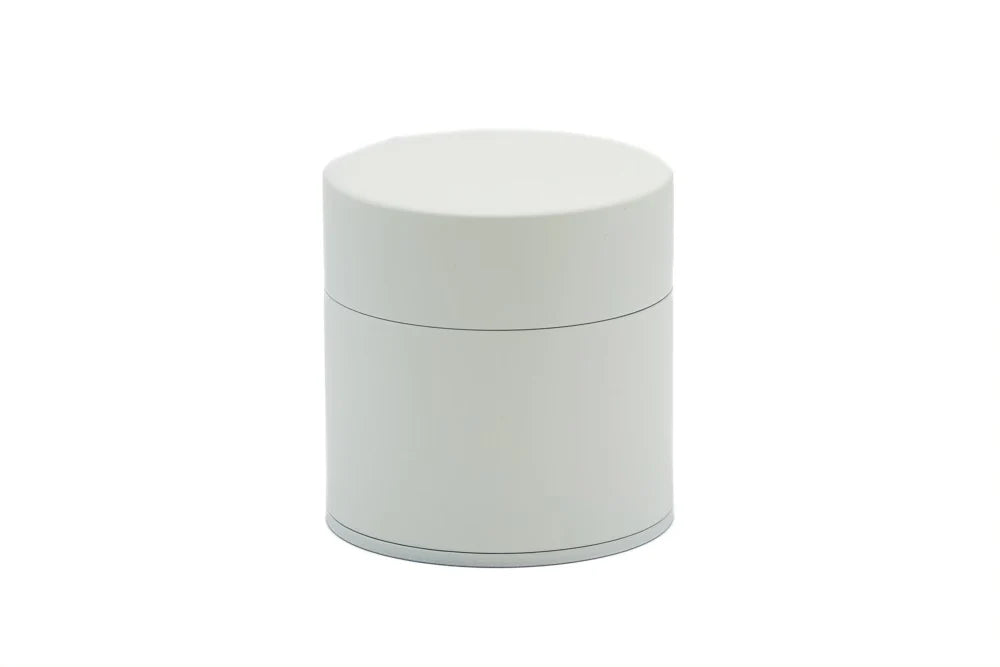 Matcha Sifter Canister for Sifting and Storing Tea Powder, Featuring an Inner Screen and Bamboo Paddle