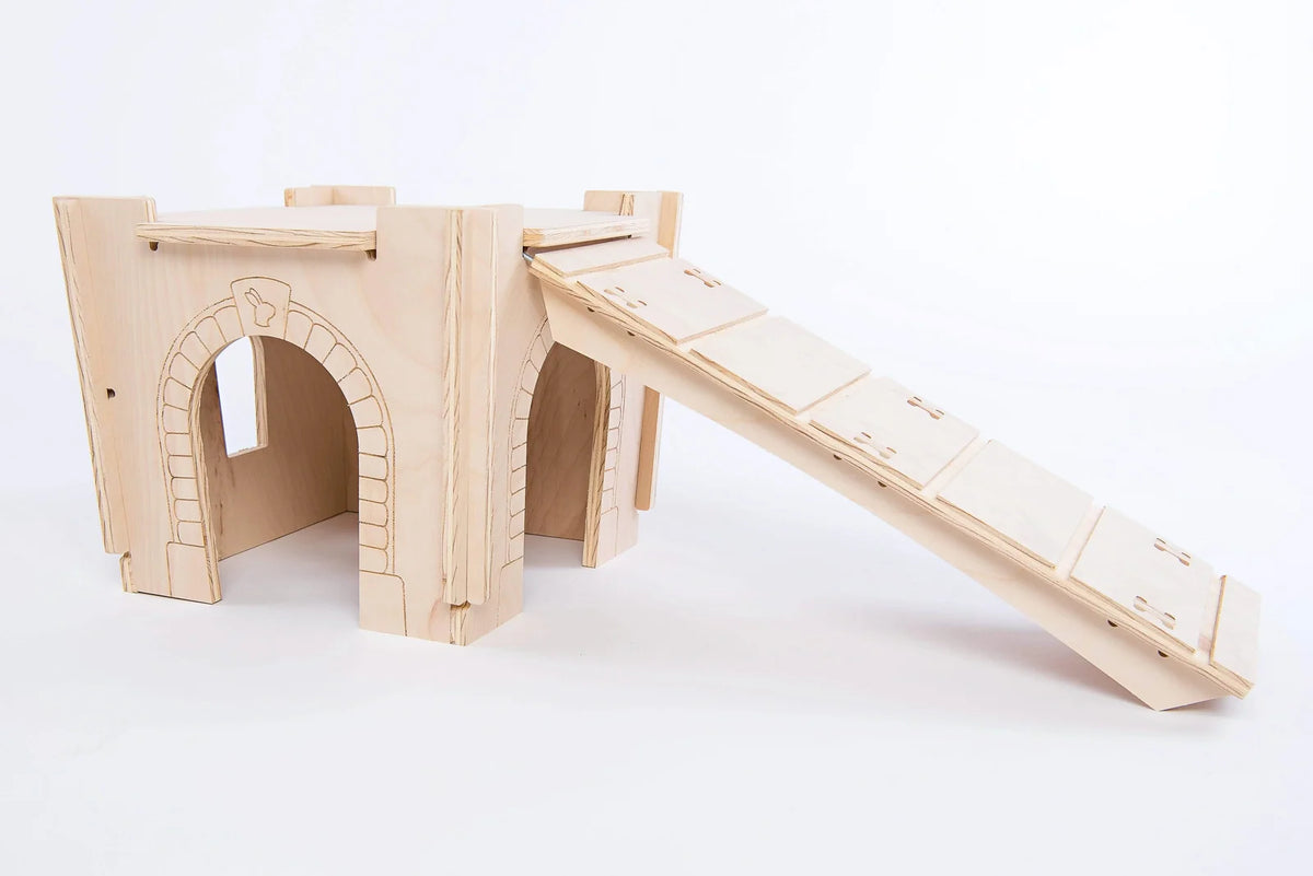 Medium Wooden Small Animal Habitat Hideout Castle