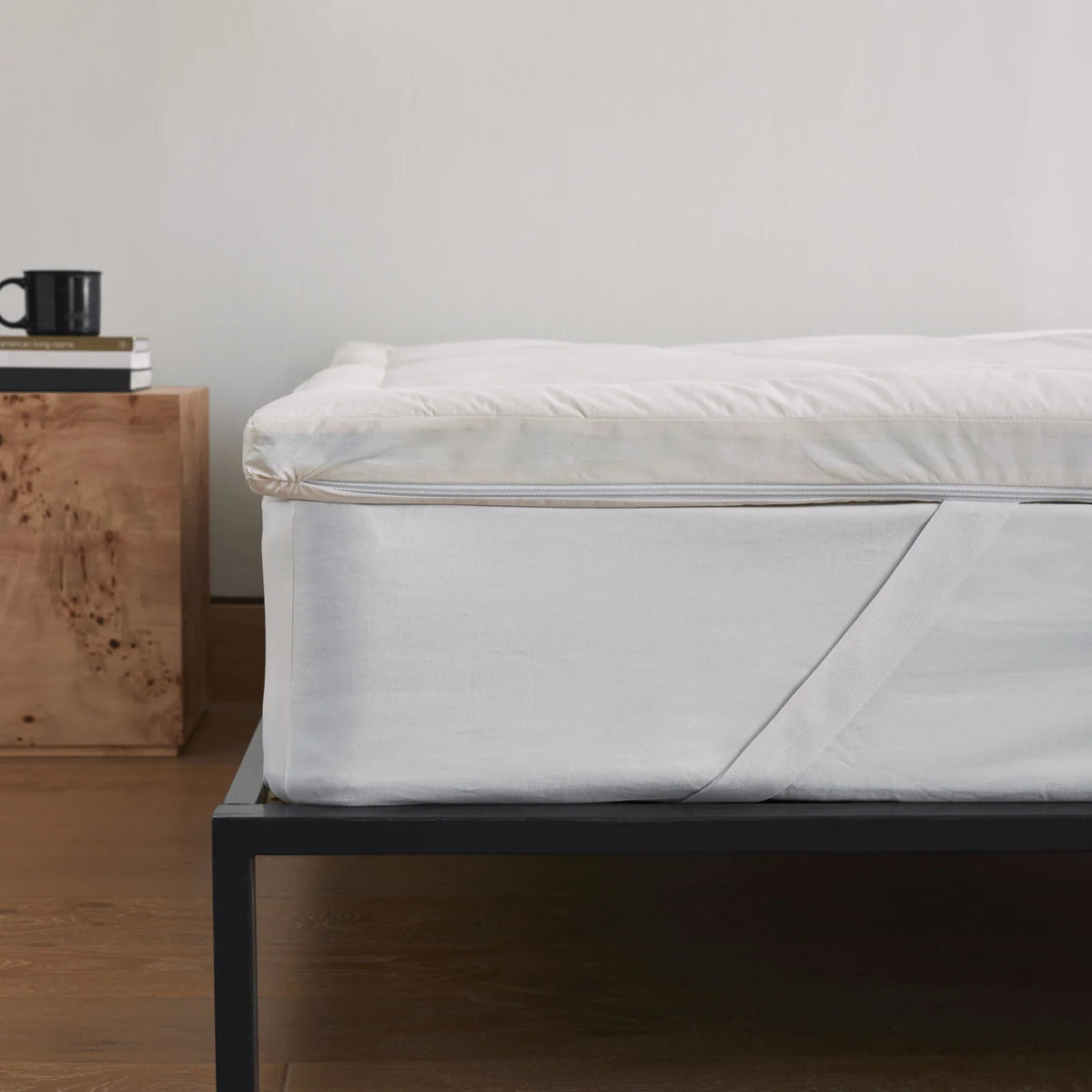 Memory Foam Mattress Topper with a Removable Organic Cotton Cover Filled, Down and Feather Fibers