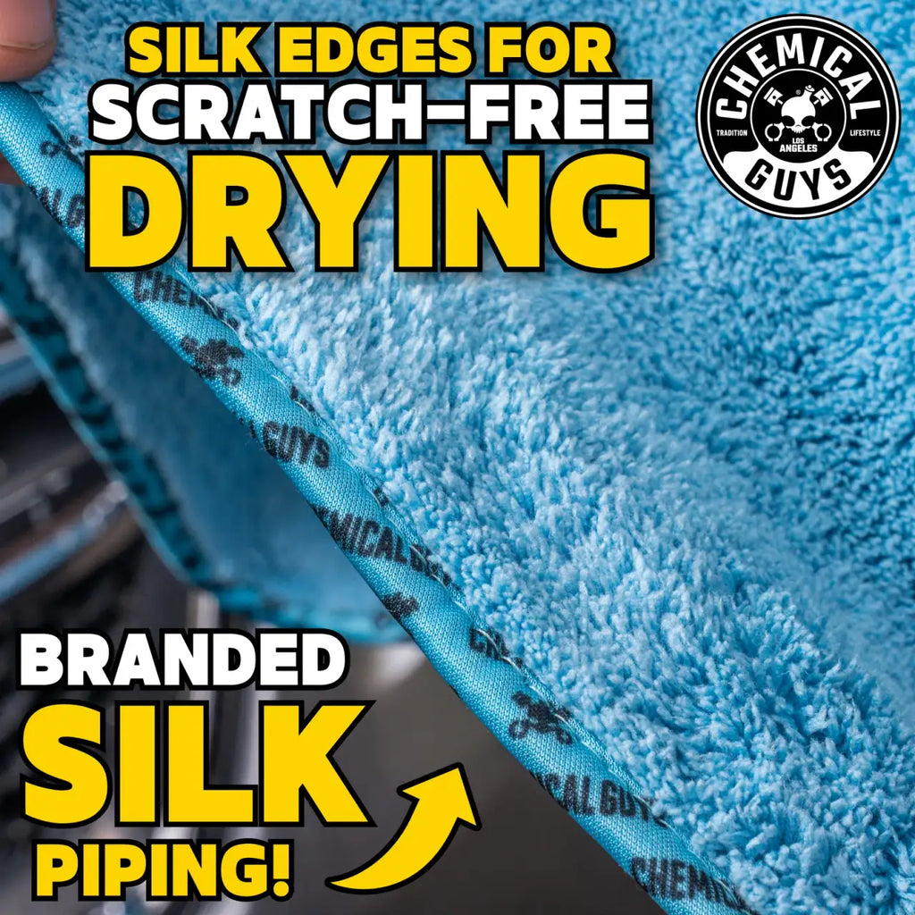 Microfiber Car Drying Towel with a Soft One-Inch Shaggy Texture and Generous 36 x 25 Inch Coverage