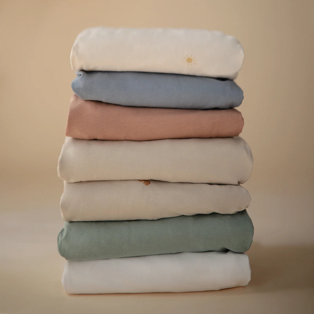 Mini Crib Sheet in Soft Organic Cotton Knit with Gentle Stretch and Fully Elastic Edges for the Nursery