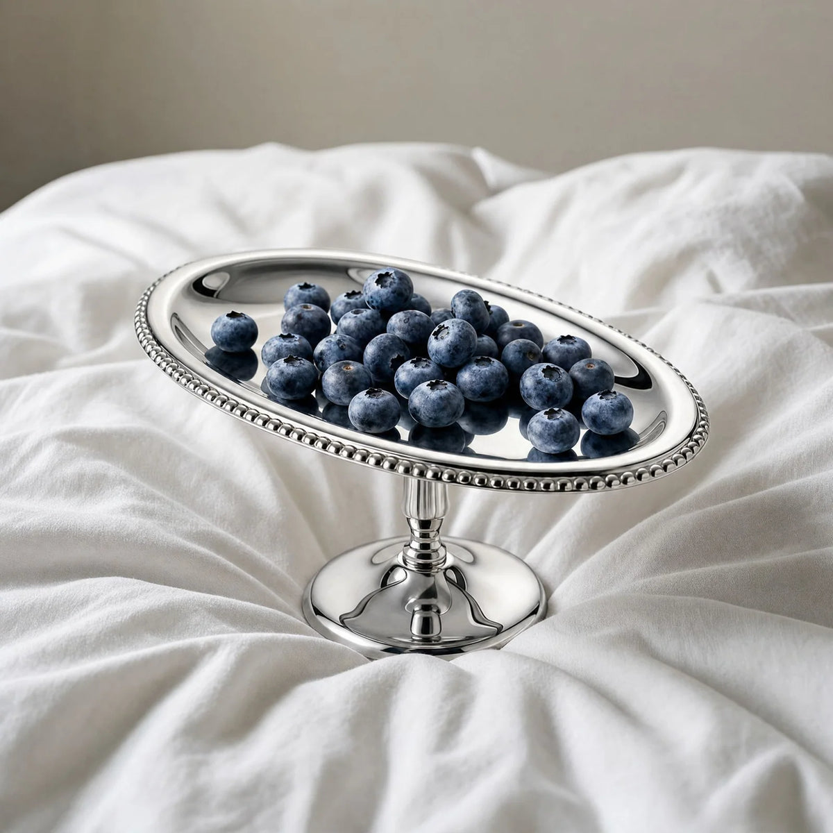 Miniature Cake Stand in Mirror-Polished Stainless Steel