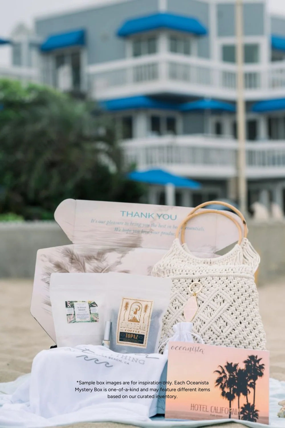 Mystery Gift Box with 6–8 Coastal Treasures and Beach-Inspired Surprises for Seaside Gifting