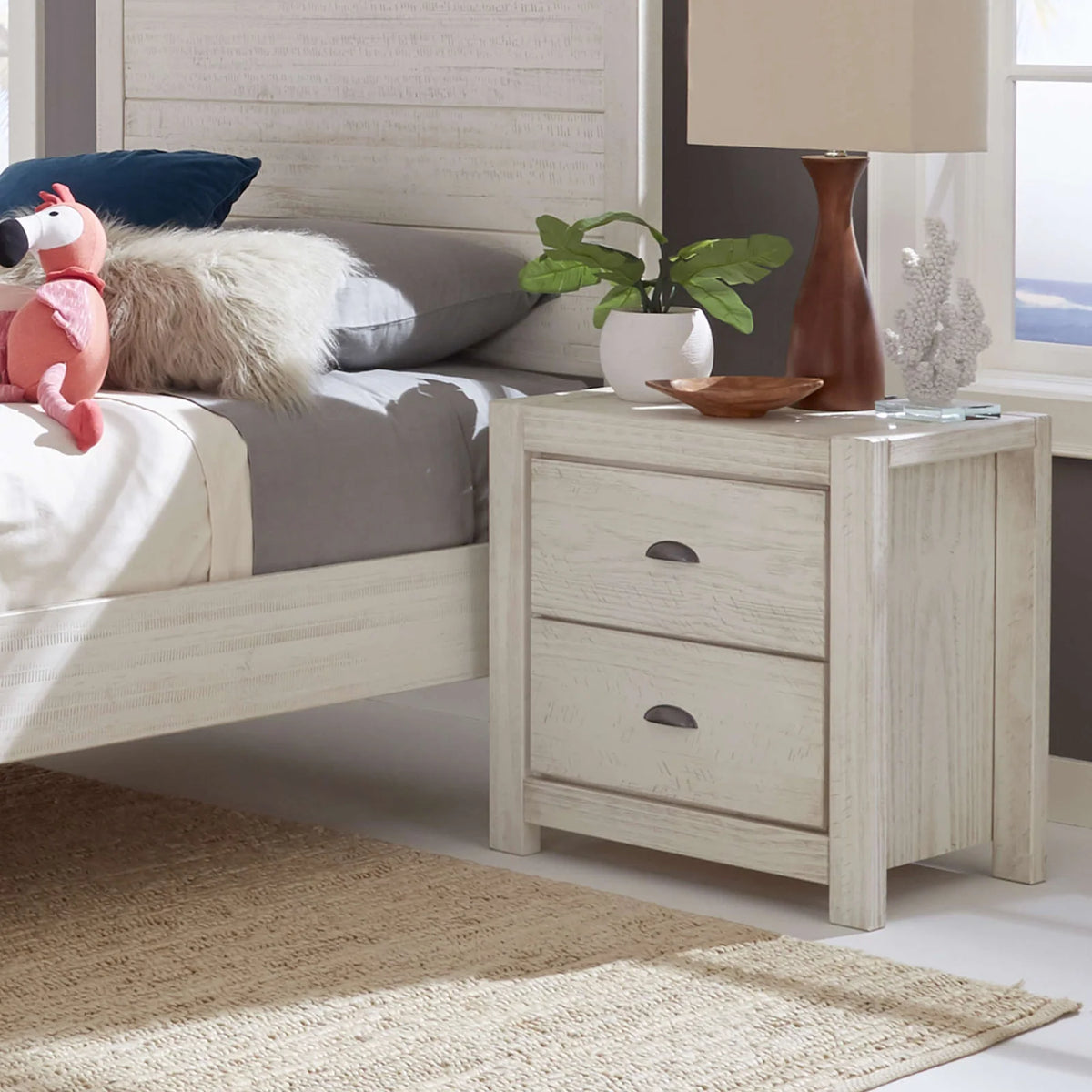 Nightstand in Solid Pine Wood, Rustic Off-White