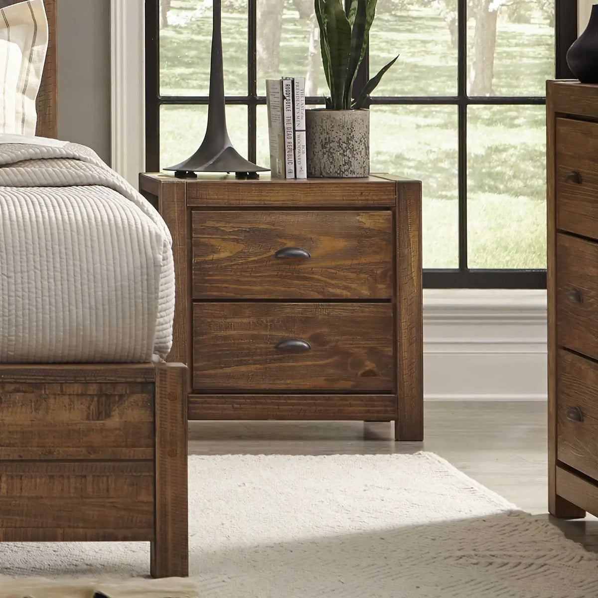 Nightstand in Solid Pine Wood, Rustic Walnut