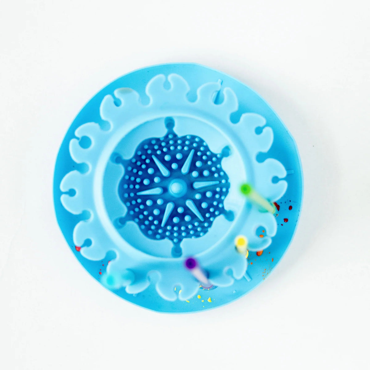 Organized Paint Brush Rinse Cup