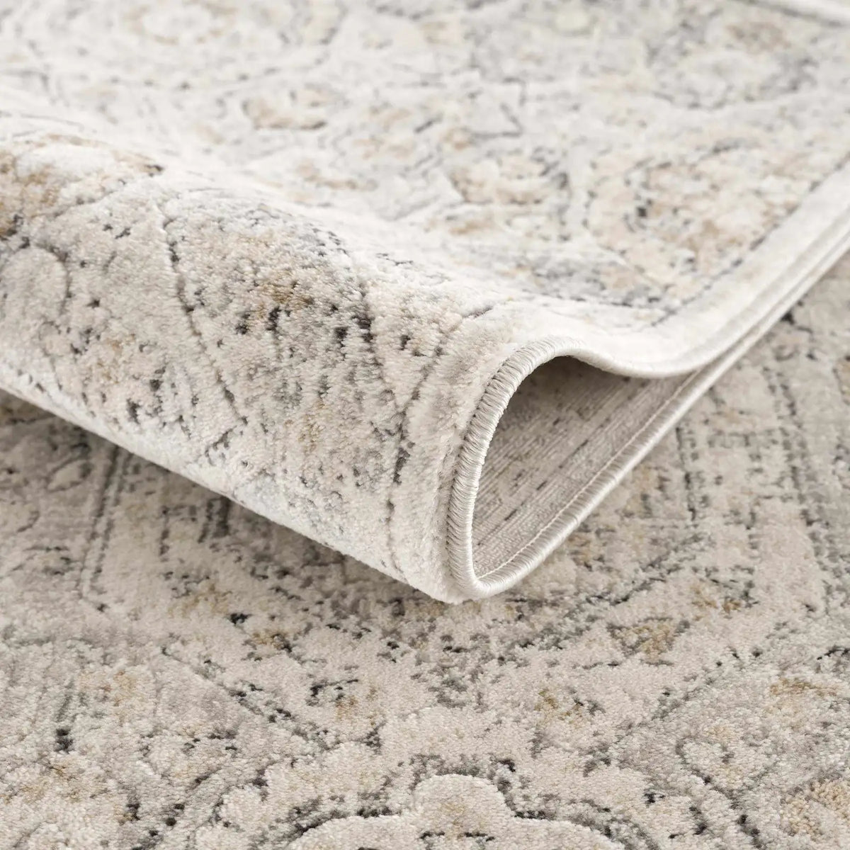 Oriental Area Rug in Moroccan Farmhouse Style, Machine-Woven