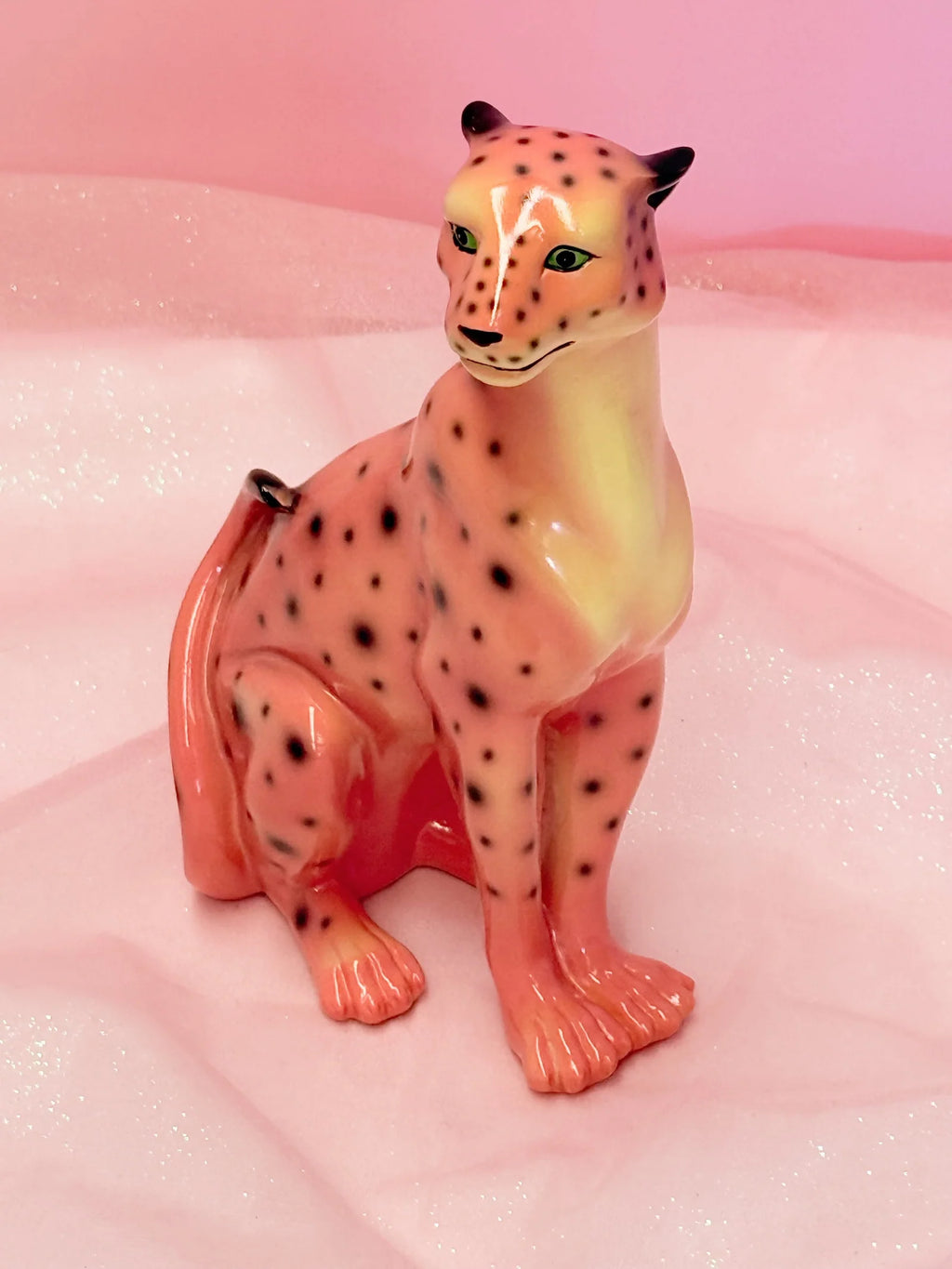Pink Leopard Statue in Handcrafted Resin for Playful Home Decor and Big Cat Enthusiast Displays