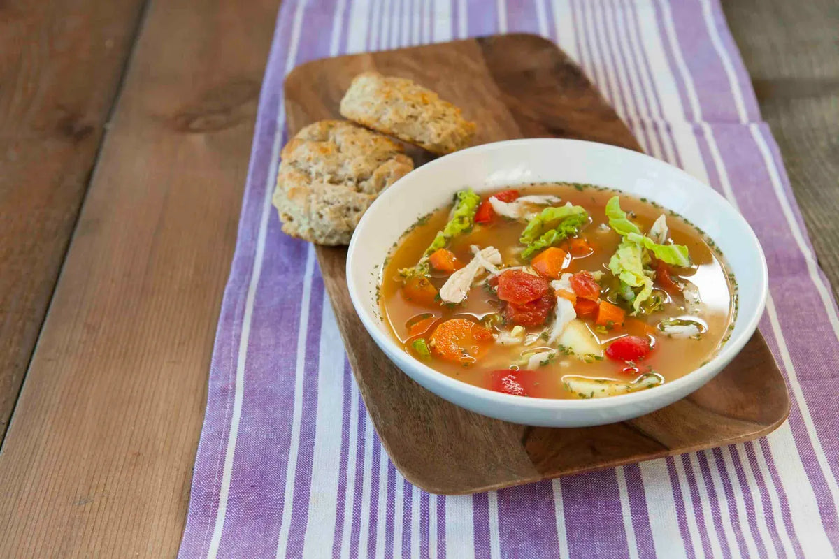 Plant-Based Broth Blend with Low Sodium and Savory Chicken Flavor for Sipping and Everyday Cooking